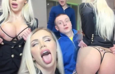 Катя Самбука на стриме Мелстроя показала голые сиськи и жопу